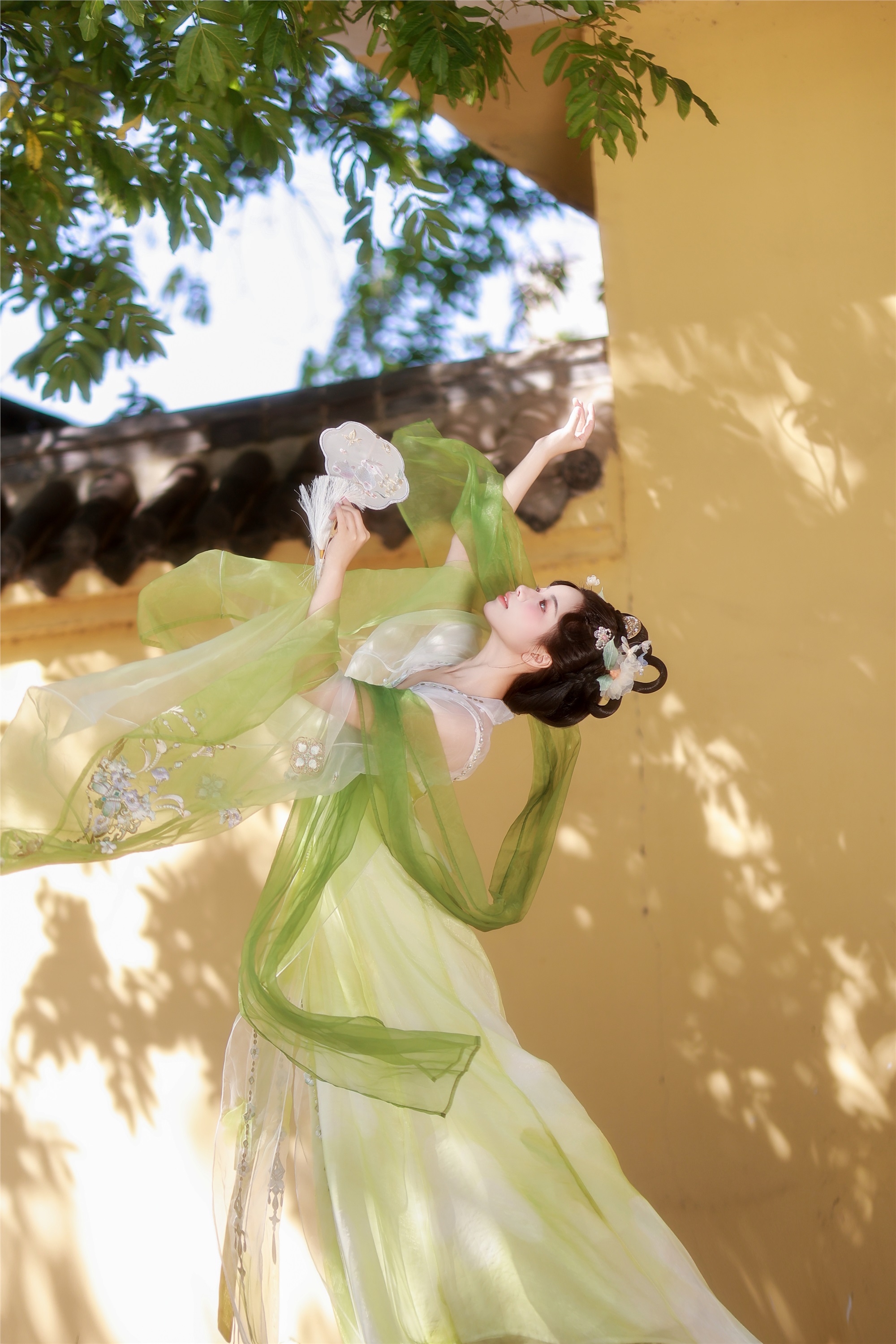 YITUYU艺图语 2025.01.28 流光 小杜同学